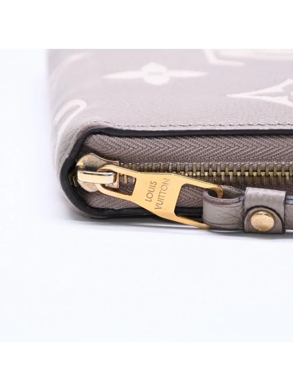 Louis Vuitton Monogram Empreinte Zippy Wallet Beige Ivory Gold